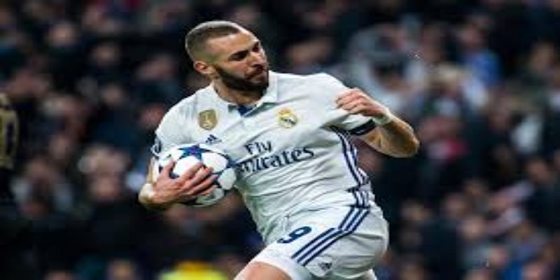 冬窗转会策略：精准补强中轴线-BG真人