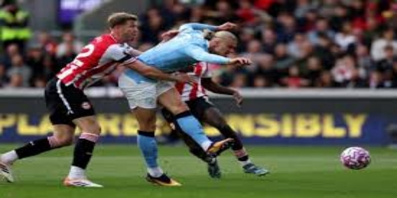 年轻中卫布兰斯韦特的20分钟噩梦 - BG真人