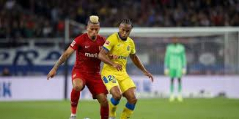 上半场：高位逼抢与传控体系的正面交锋-BG真人